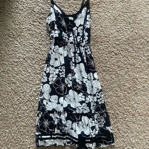 Romy Hibiscus Flower Design Spaghetti Strap Front Tie Dress